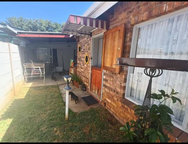 2 BEDROOM PROPERTY TO RENT IN STRUBENVALE